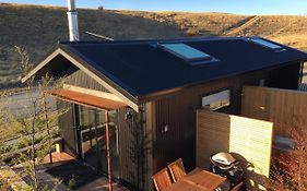 Skylight House With Stunning Outdoor Bath